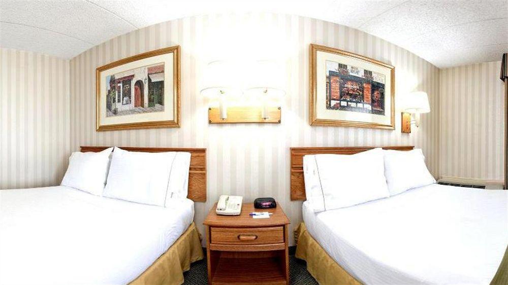 Holiday Inn Express Hotel & Suites Philadelphia - King Of Prussia By Ihg Екстериор снимка