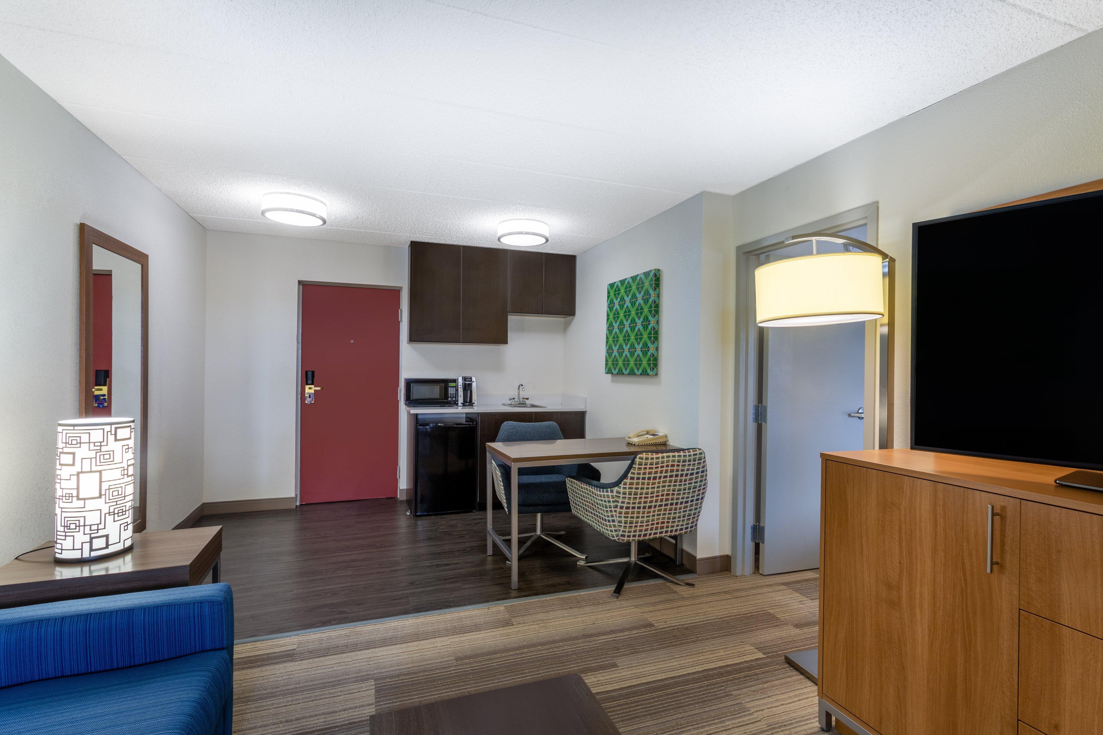 Holiday Inn Express Hotel & Suites Philadelphia - King Of Prussia By Ihg Екстериор снимка